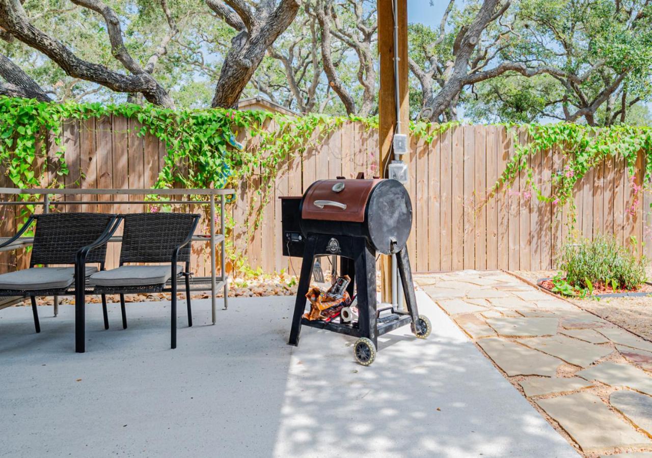 Knot Bay Haven, Dog Friendly, Hot Tub, Fenced Yard, Patio And Grill, 3 Br Villa Rockport Exterior photo